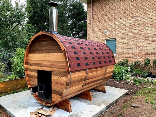barrel sauna with shingles