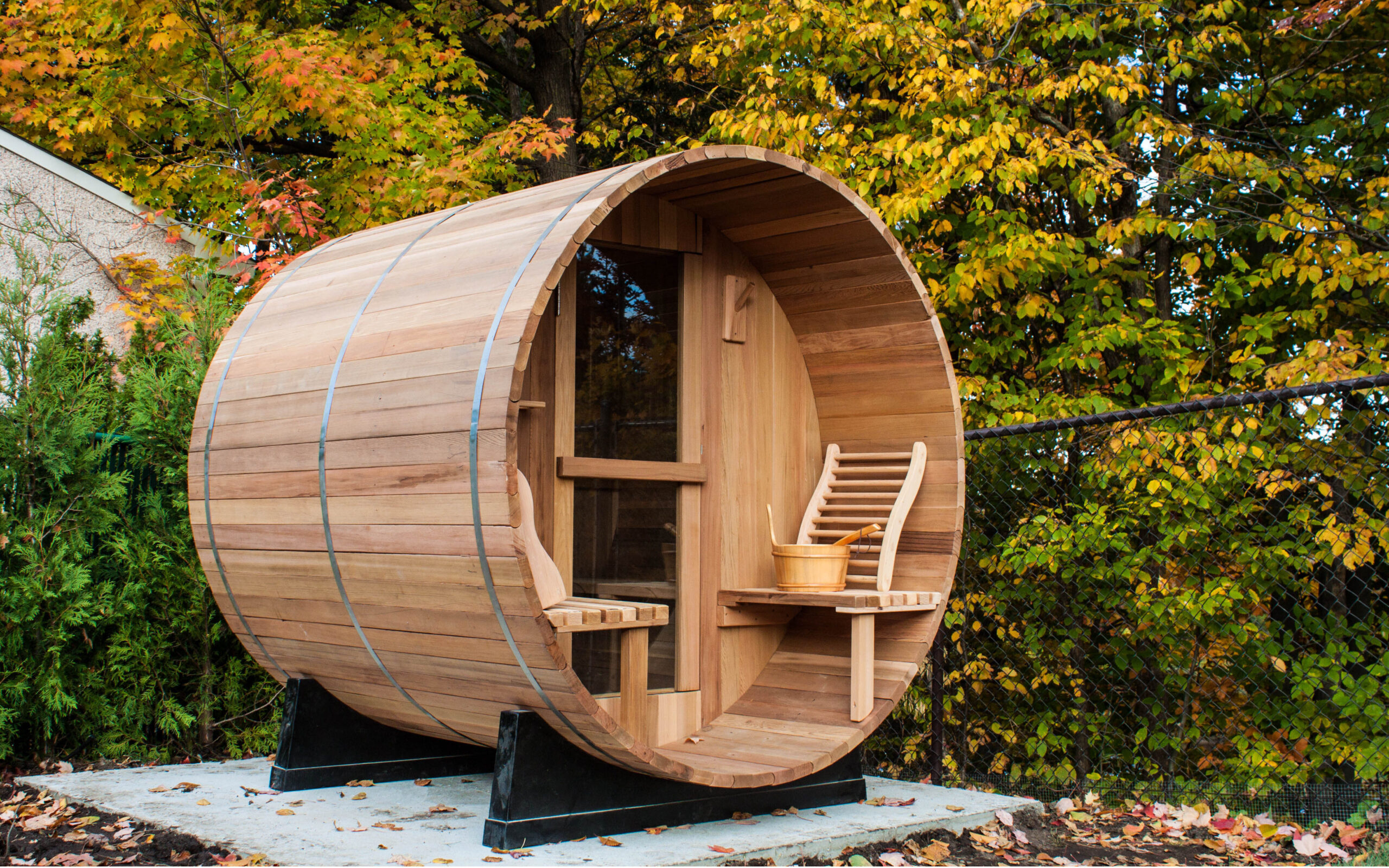 Outdoor/Indoor Western Red Cedar Barrel Sauna with Front Porch 4 Person