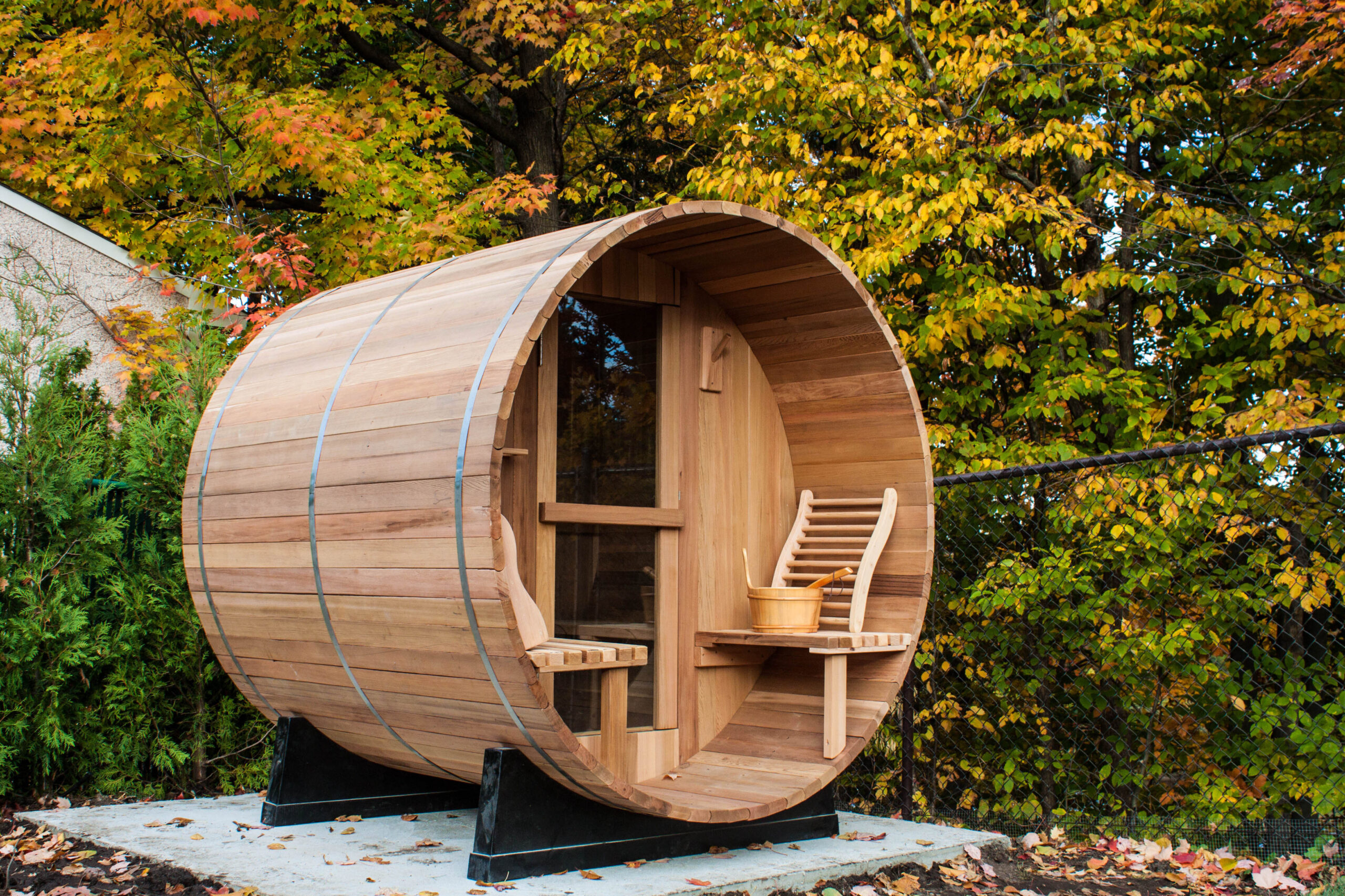 Outdoor/Indoor Western Red Cedar Barrel Sauna with Front Porch 4 Person