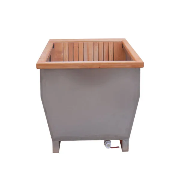 Cube Cold Plunge Tub