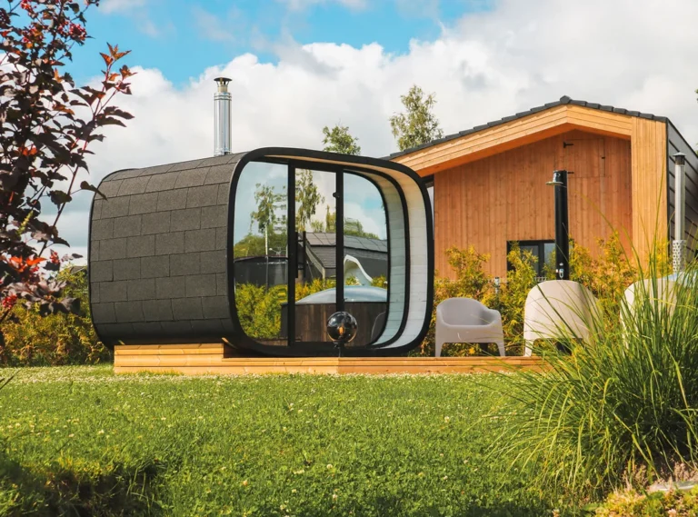 Outdoor-Sauna-Thermo-Treated-Spruce-SERENITY-ROUND-CUBE-SINGLE-3-–-10-Person-MADE-IN-EUROPE-3