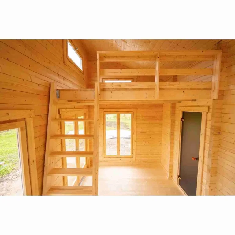 sauna-cabin-bergen-stair-and-loft