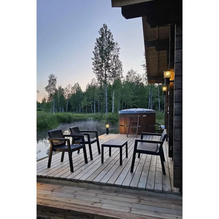 Fellin-Sauna-Cabin-Exterior-Client