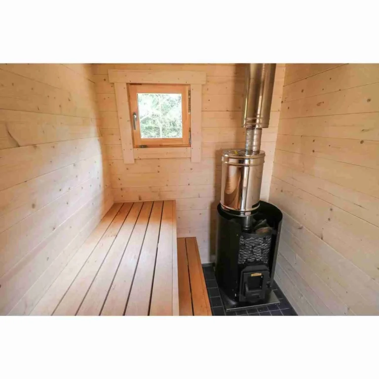 Fellin-Sauna-Cabin-Sauna-area