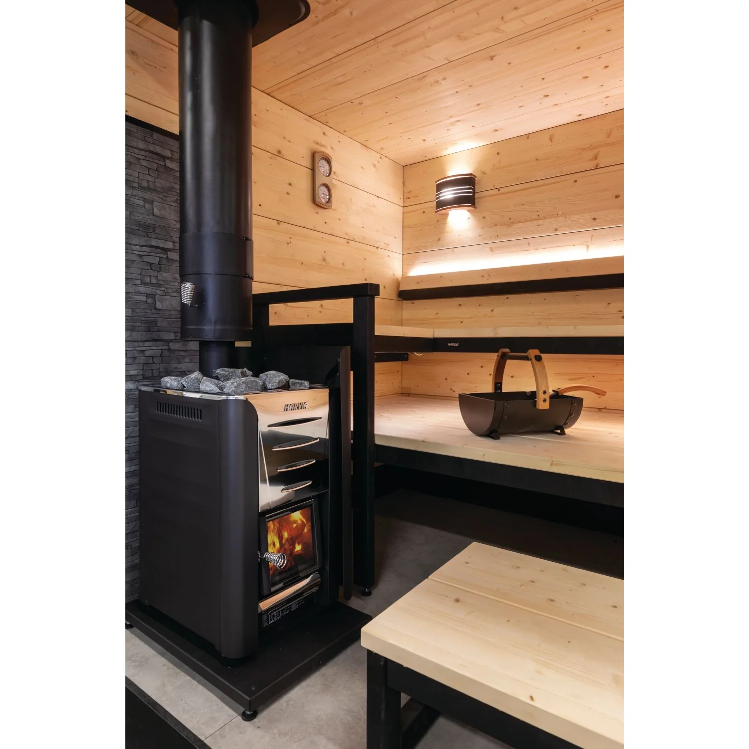 Wood burning heater Harvia Pro 20 BimSchV2 black