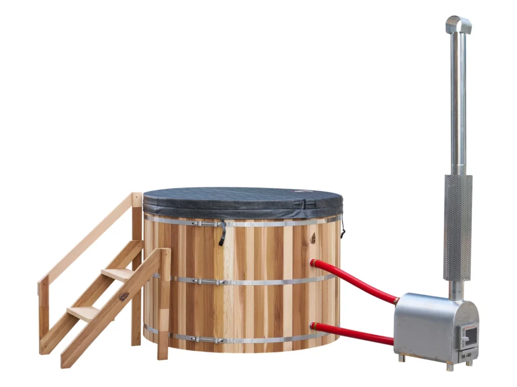 Cedar hot tub with the insulated thermal cover fitted