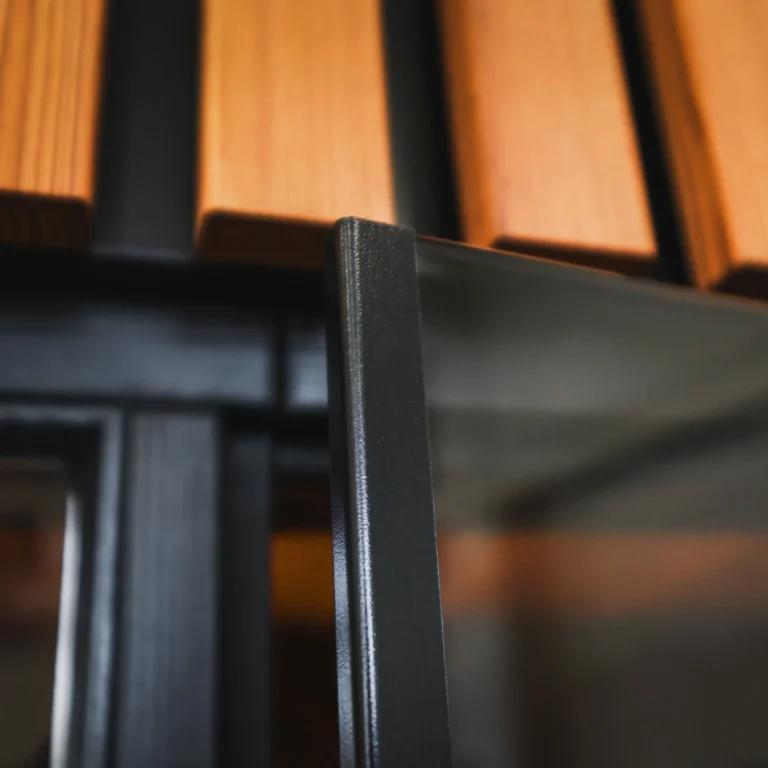 Leil Viva 250 sauna cladding and glass detail