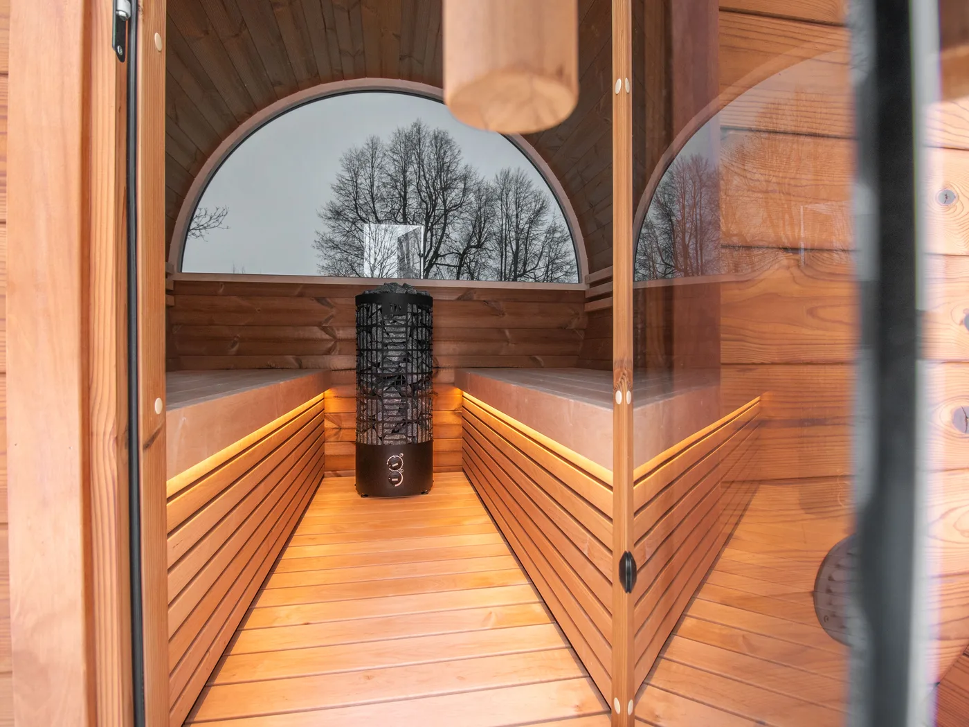 Tempered black glass door of the Lerra Pure seen from inside